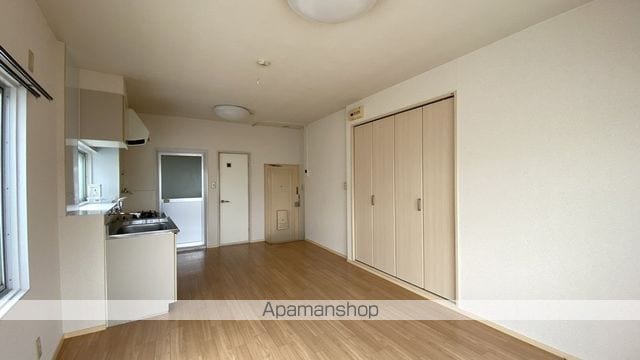 フレール津倉の内装写真