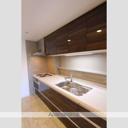 ミレニアムガーデンコート[2LDK/83.11m2]のキッチン1