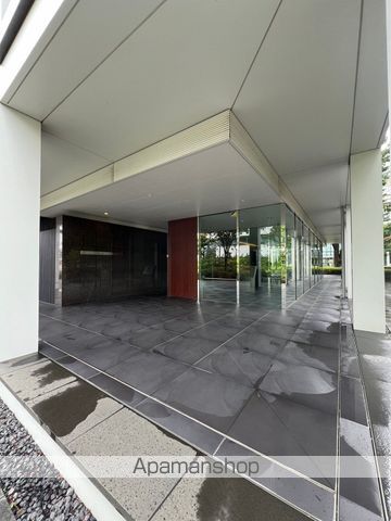 BRILLIA IST 中野セントラルパークの玄関写真