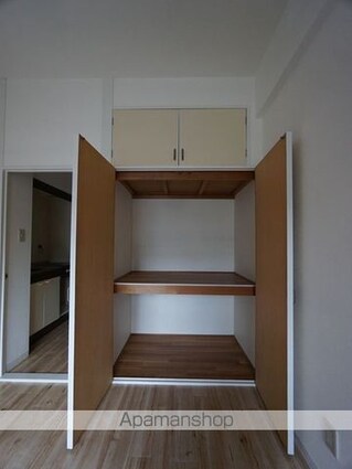 岩井橋ロイヤルハイツ[1K/15.56m2]の収納