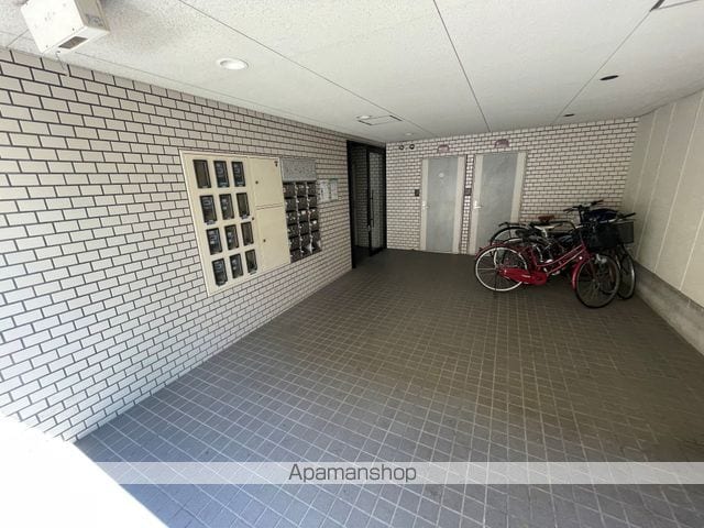 グリーンコートの玄関写真
