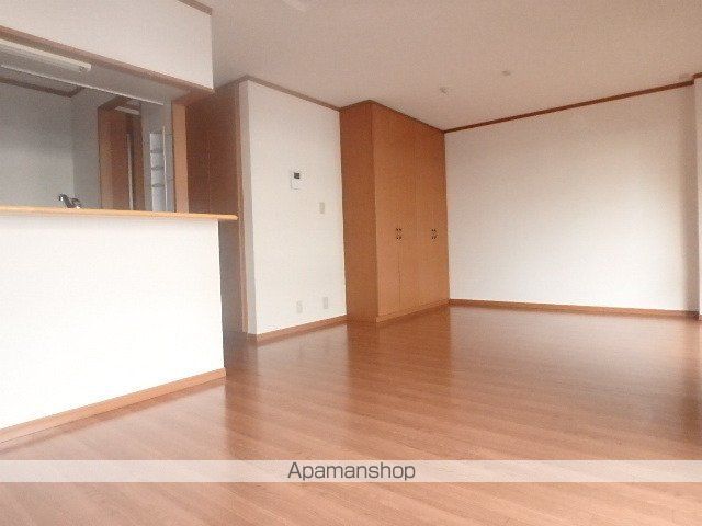 ロイヤルヒルズKOIZUMIの内装写真