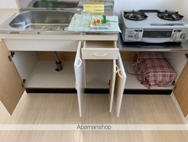 ヴェルジュ松波の内装写真
