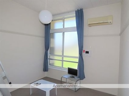 レオパレスカクモ[1K/20.28m2]のリビング・居間