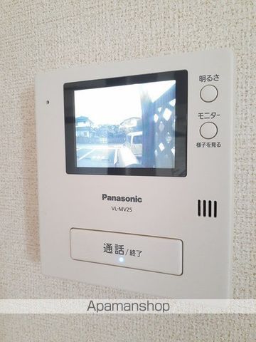 シャンゼリゼ弐番館の内装写真