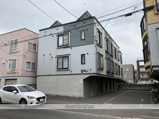 ピースハーモニー南郷A棟の外観写真