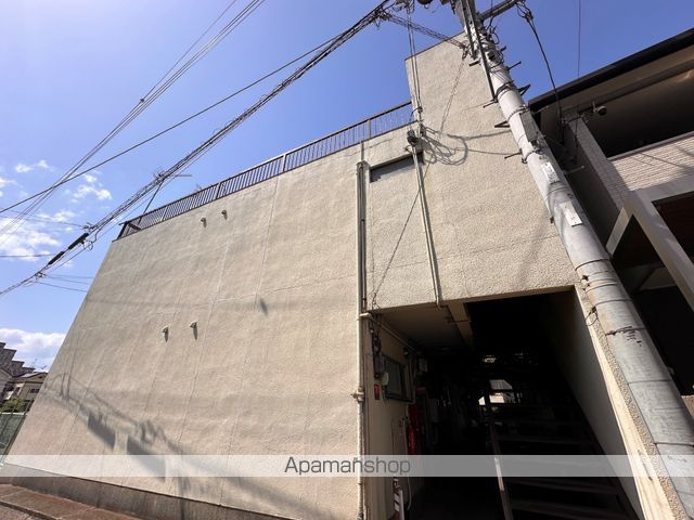 石橋マンションの外観写真