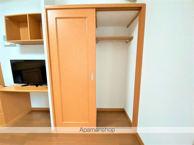 レオパレスフェニックスIN波島の内装写真