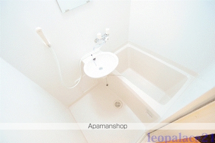 レオパレス辻町Ⅱ[1K/19.87m2]のバス