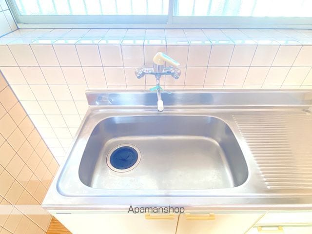 ロイヤルヒルズ高丘の内装写真