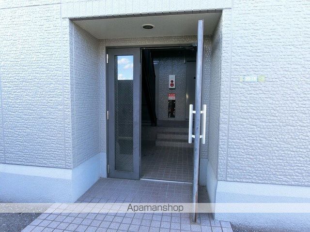 パストラール今村の玄関写真