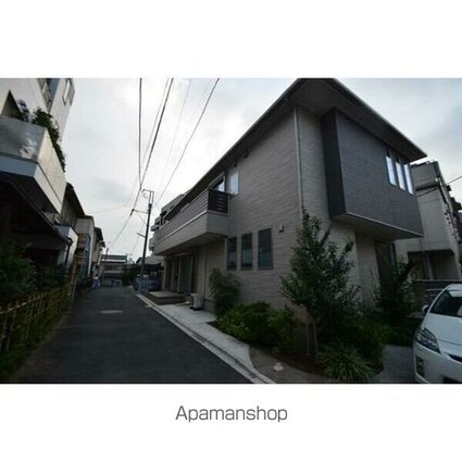 北新宿２ー５ー３３[1K/25.67m2]の外観1