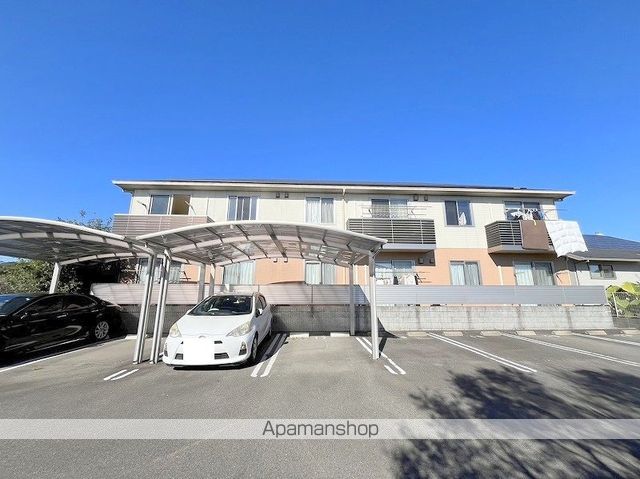 カメリアコート A棟の外観写真