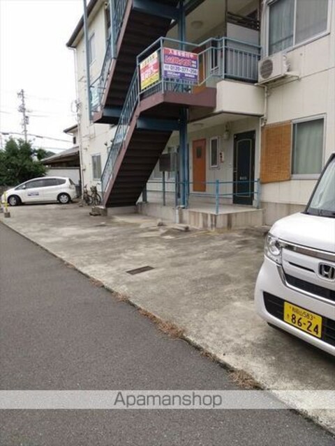 和歌山県和歌山市杭ノ瀬[2LDK/48.6m2]の駐車場