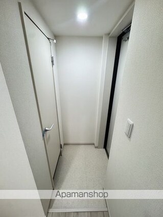 福生セイワレジデンス[1K/26.67m2]の玄関