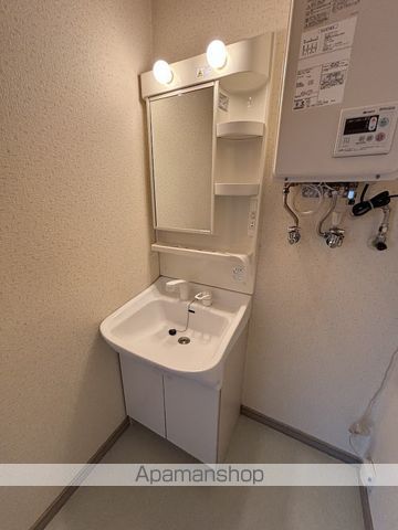 リトルスティングBの内装写真