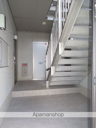 メナージュ[1LDK/44.17m2]のエントランス