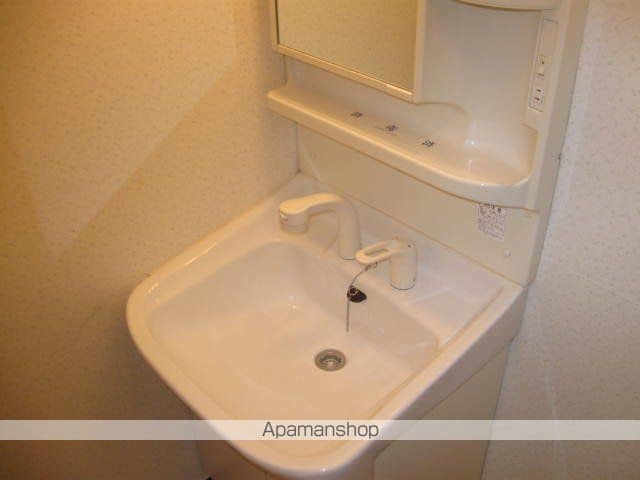 ルーブル4条館の内装写真