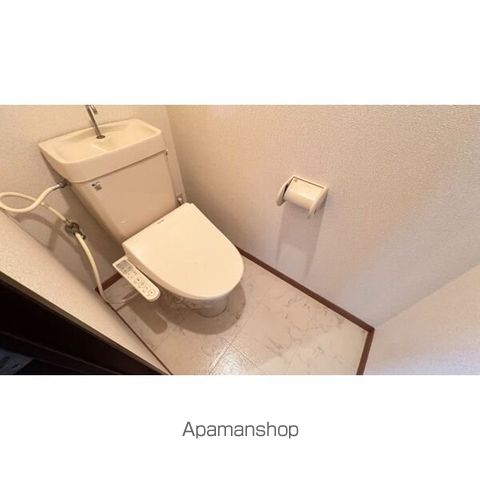 SURPLUSホープの内装写真
