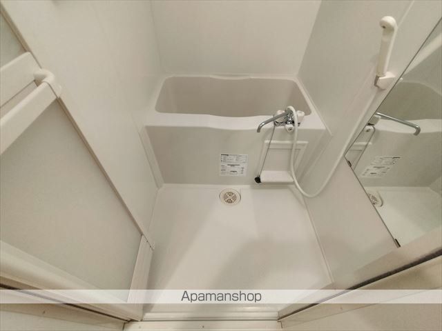 ドライバウム江坂の内装写真
