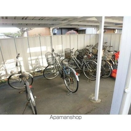 岐阜県各務原市三井北町２丁目[2DK/42.9m2]の玄関