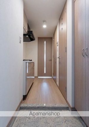 ルーブル聖蹟桜ヶ丘[1K/26.1m2]の玄関