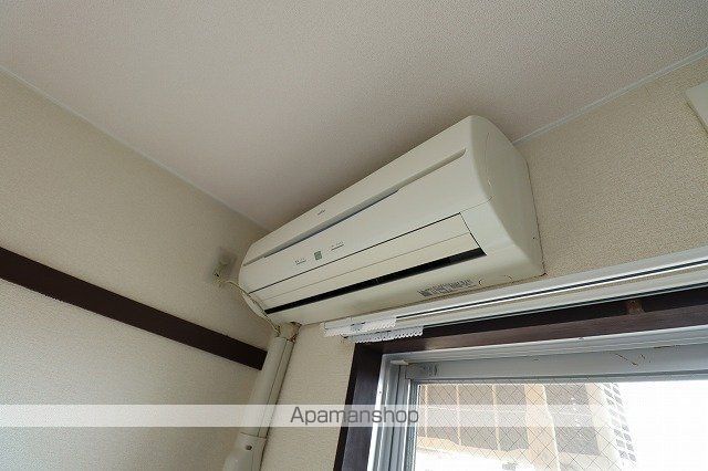 ジョイナス四ツ葉町 B棟の内装写真