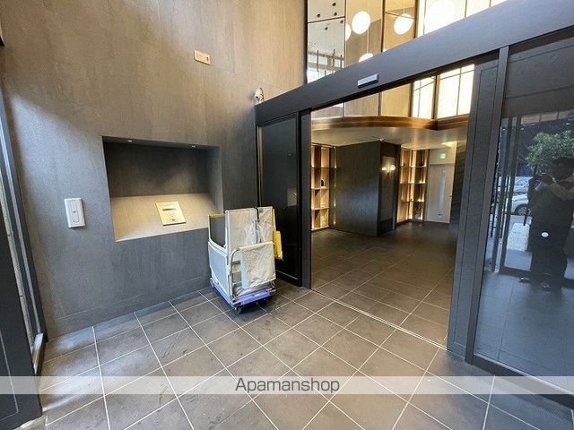 フロンティアタワー日本橋の玄関写真