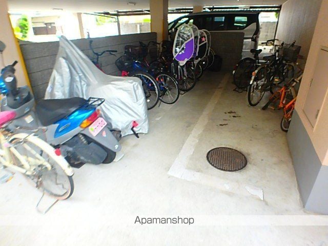 リビエール日向の玄関写真