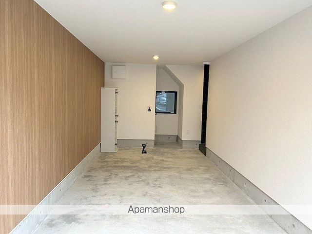 R−GARAGE助信の外観写真