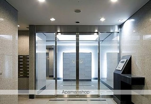 メインステージ江戸川橋IIIの玄関写真