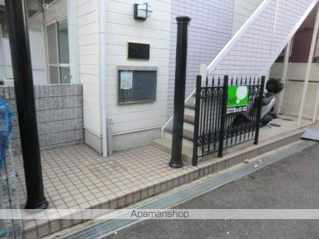 ハーモニープレイス香里ノースの玄関写真