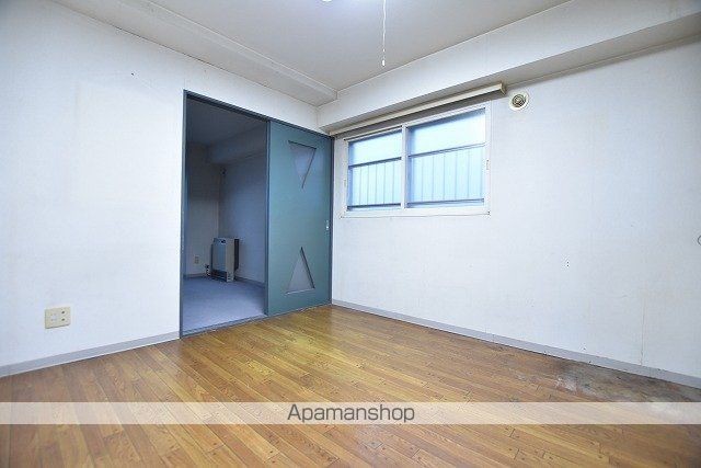 フロンティア2911の内装写真