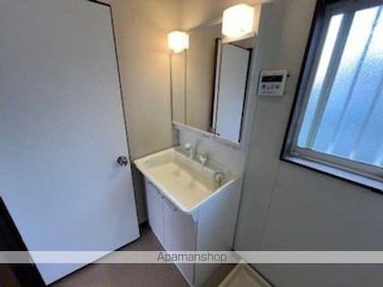 新旭風車村貸家[2LDK/68.82m2]の洗面所