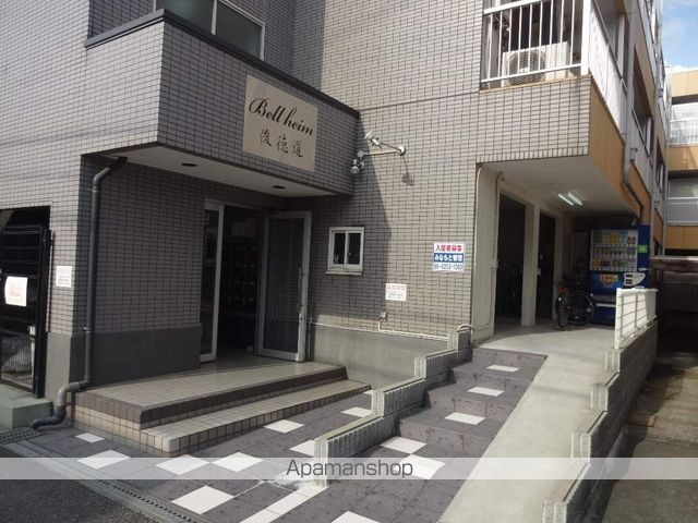 ベルハイム俊徳道の玄関写真