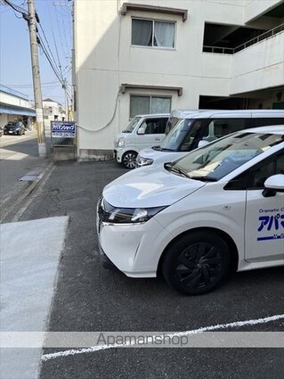 グランシエル秋月[3DK/50.49m2]の駐車場