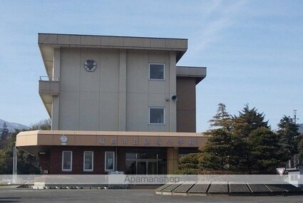 フラワーヒル　Ｂ[2LDK/51.67m2]の周辺3