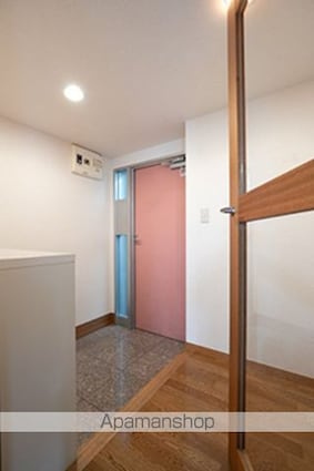 カーサクロヤナギ[1LDK/54.88m2]の玄関