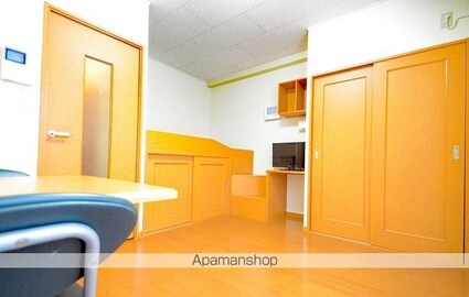 レオパレス代官町[1K/19.87m2]のリビング・居間1