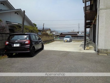 シティハイムタカミヤ[2DK/39.6m2]の駐車場1