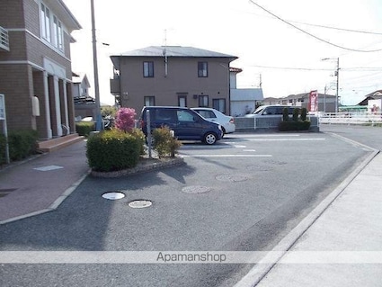 蔵野[2LDK/58.48m2]の駐車場2