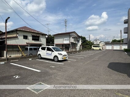 メゾン２２[1K/30.83m2]の駐車場