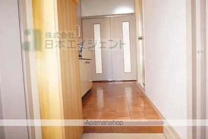 レ・セーナ中一万[1K/18.09m2]の玄関