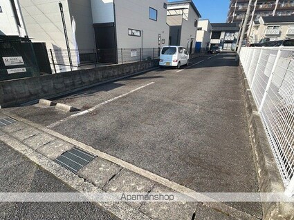 ニュースリーパブリック[2LDK/54.29m2]の駐車場