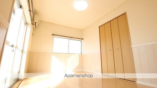 コーポ根田A棟の内装写真