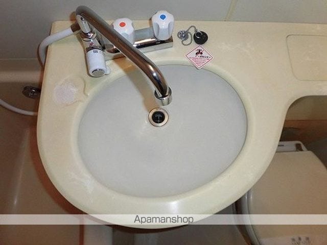 ニュー池袋ハイツの内装写真