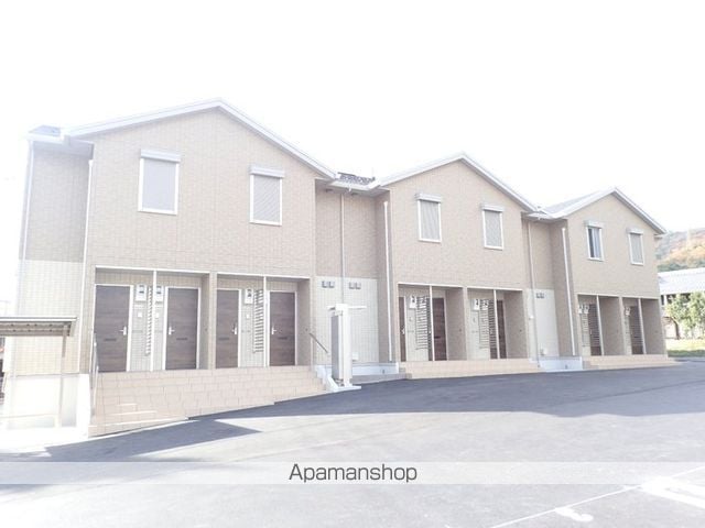 ALAMODEの外観写真