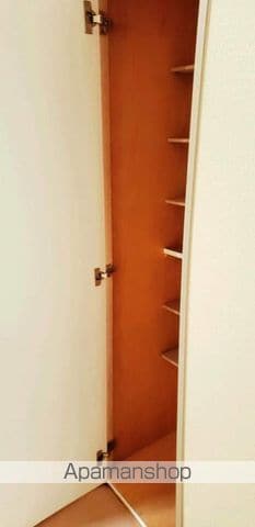 レオパレスマユリカIIIの内装写真