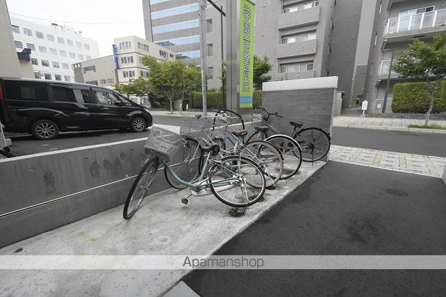 ブランシャール学園前の内装写真