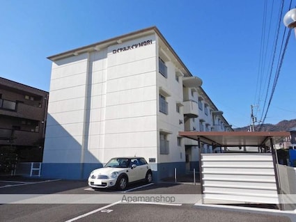 ロイヤルハイツＭＯＲＩ[2LDK/50m2]の外観2